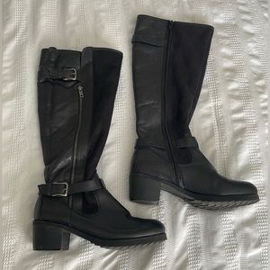 BARETRAPS Women’s Black Leather Side Zip Faux Fur Knightley Boots Size 8.5M.